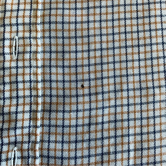 VTG LL Bean Cursive Script Tag Button Up Work Shirt
USA
Men’s 16
White Gold Blue - Picture 6 of 9